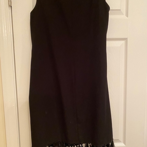 Black dress with  crew beck and grommets - Picture 6 of 11